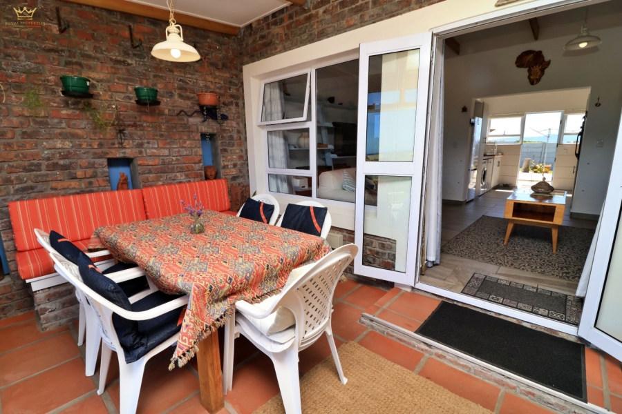 2 Bedroom Property for Sale in Pearly Beach Western Cape